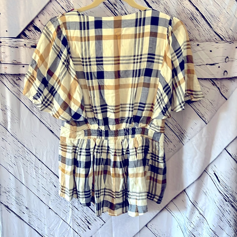 NWT SKIES ARE BLUE EMBROIDERED PLAID FAUX WRAP TOP SIZE: SMALL COLOR: PLAID - Picture 3 of 8